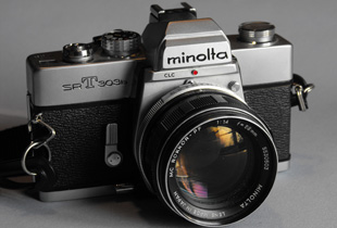 Minolta SRT 303b